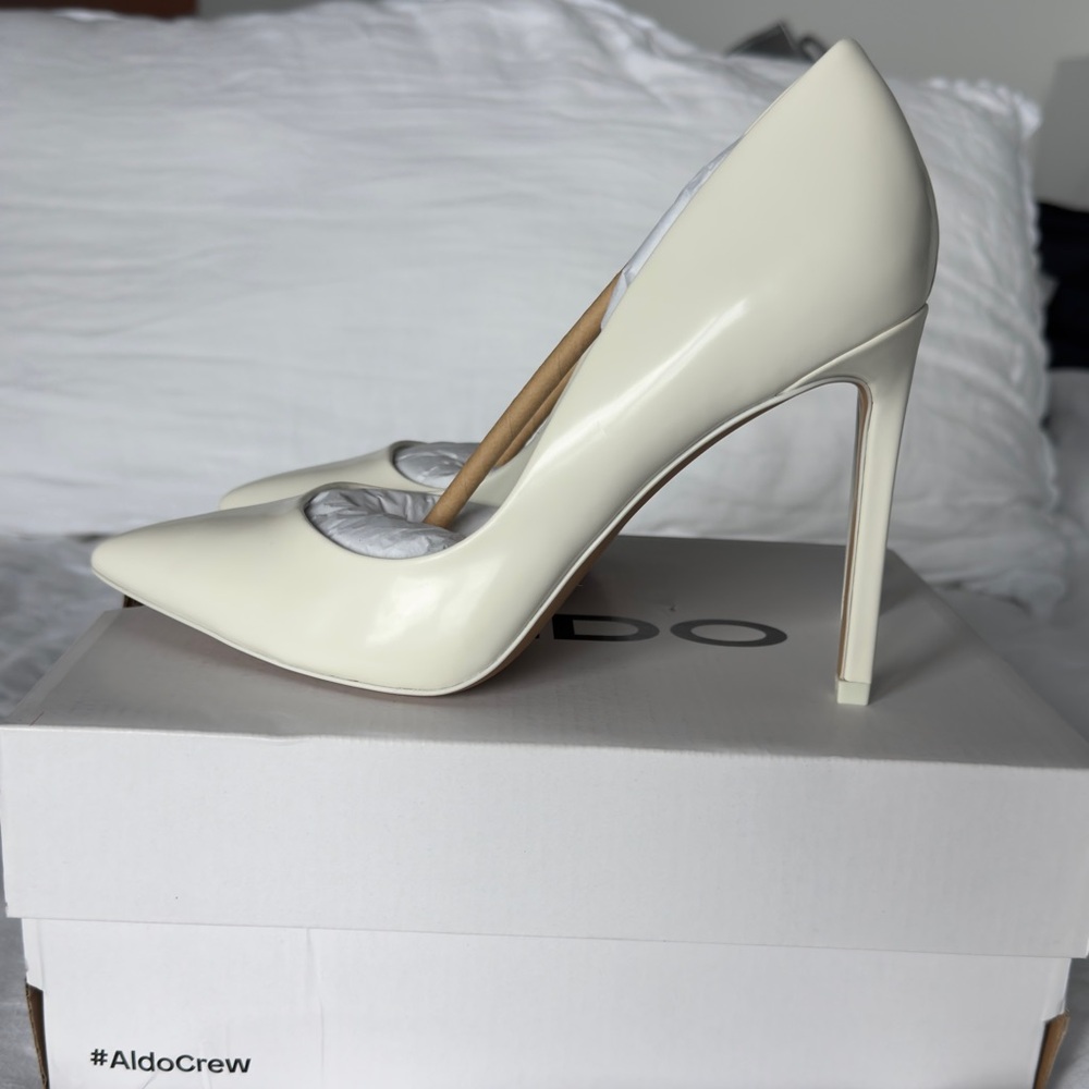 Aldo Cream Patent Pointed-Toe Stiletto Pumps